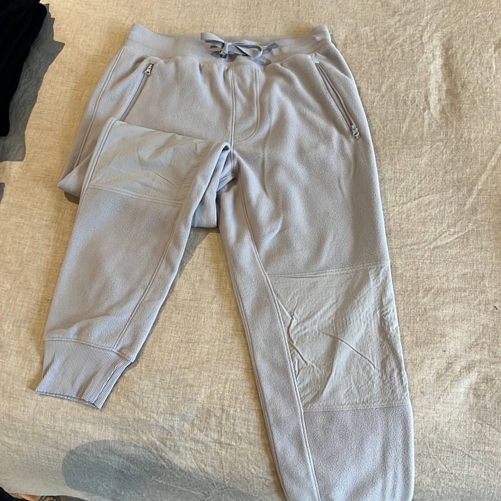 Mens ALO yoga super soft sweats